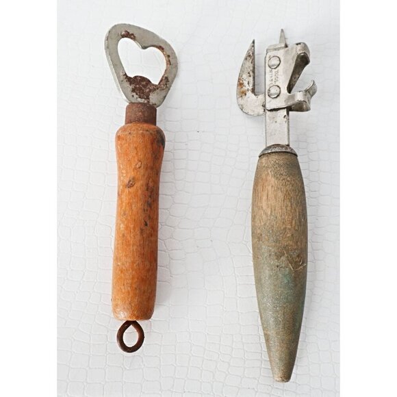 Vintage Assorted Bottle Opener Set - Rustic Condition - Molsons OKeefes & Magnum - Picture 2 of 4